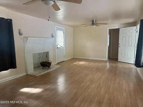 6141 Old Middleburg Road S Jacksonville FL 32222