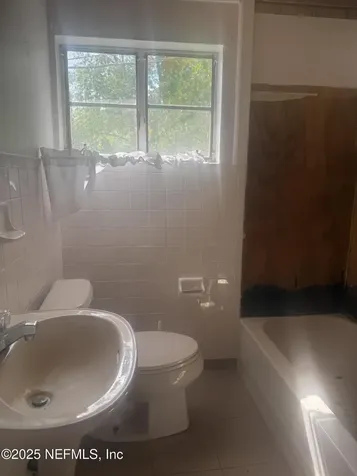 6141 Old Middleburg Road S Jacksonville FL 32222