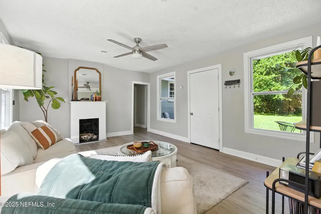 1740 Parkwood Street Jacksonville FL 32207