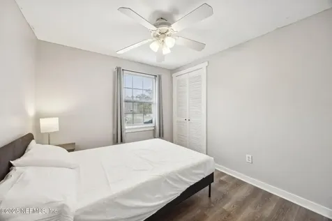 5342 Kingsbury Street Jacksonville FL 32205