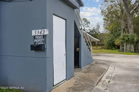5342 Kingsbury Street Jacksonville FL 32205