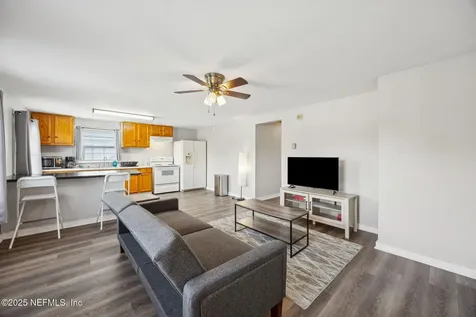 5342 Kingsbury Street Jacksonville FL 32205