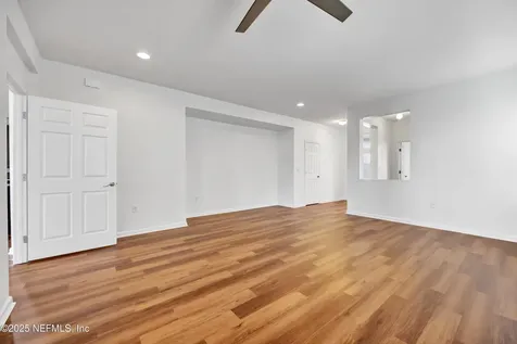 12248 Woodview Drive Jacksonville FL 32246