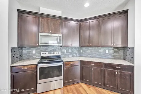 12248 Woodview Drive Jacksonville FL 32246
