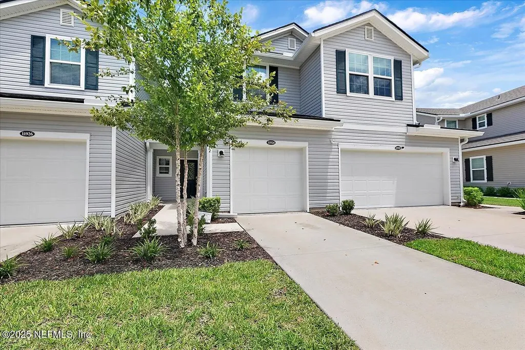 11924 Calvesta Street Jacksonville FL 32256