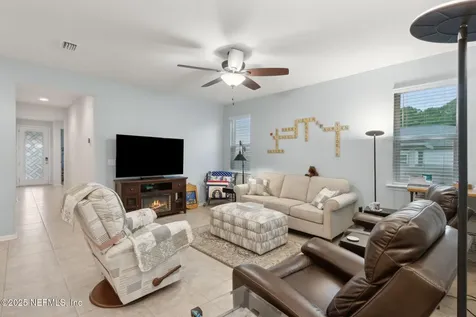 2972 Laurel Springs Drive Green Cove Springs FL 32043