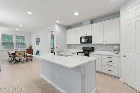 2972 Laurel Springs Drive Green Cove Springs FL 32043