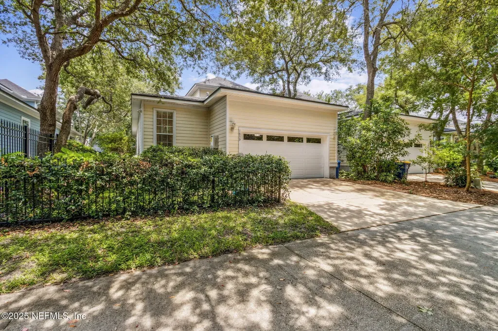 1859 W Perimeter Park Road Fernandina Beach FL 32034