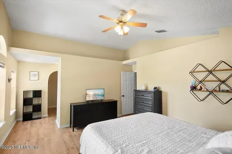 8553 English Oak Drive Jacksonville FL 32244