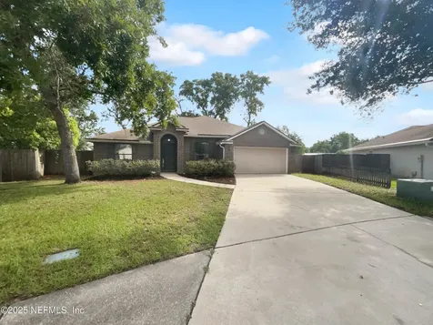 2884 Decidely Street Green Cove Springs FL 32043