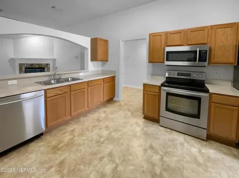 2884 Decidely Street Green Cove Springs FL 32043