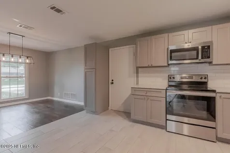 5044 Somersby Road Jacksonville FL 32217