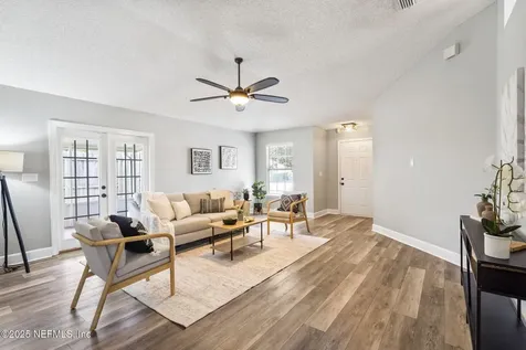 610 Celebrity Court Jacksonville FL 32225