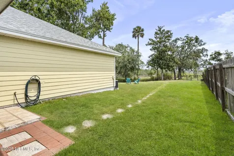 610 Celebrity Court Jacksonville FL 32225