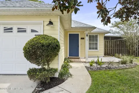 610 Celebrity Court Jacksonville FL 32225