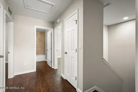 8207 Highfield Avenue Jacksonville FL 32216