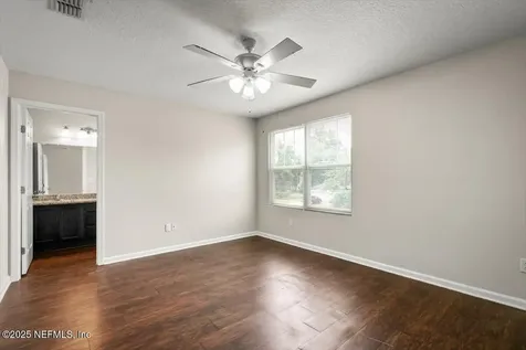 8207 Highfield Avenue Jacksonville FL 32216