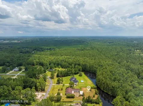 55056 Yellow Jacket Drive Callahan FL 32011