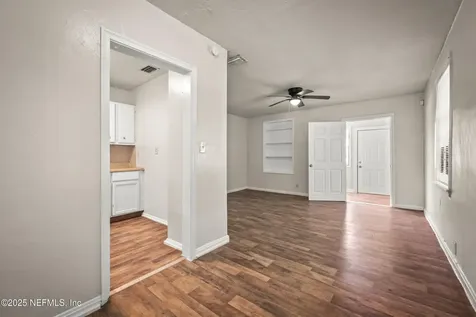 1066 W 13th Street Jacksonville FL 32209