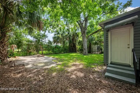 1066 W 13th Street Jacksonville FL 32209