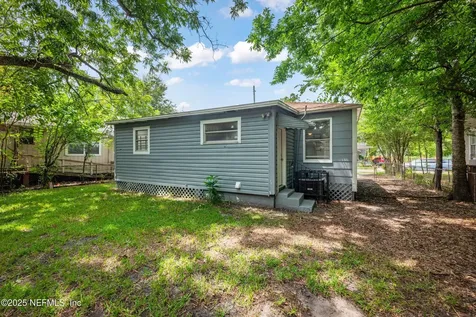 1066 W 13th Street Jacksonville FL 32209