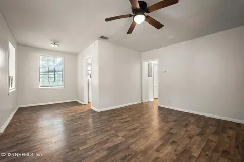 1066 W 13th Street Jacksonville FL 32209