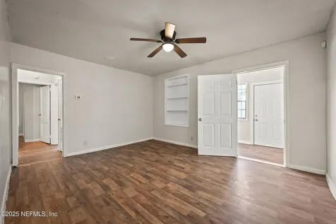 1066 W 13th Street Jacksonville FL 32209