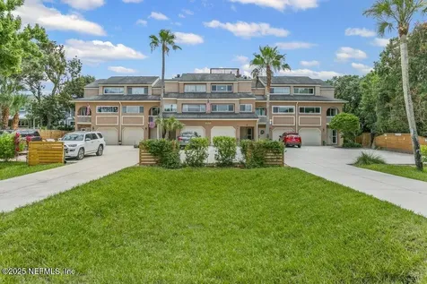 2133 Seminole Road Atlantic Beach FL 32233
