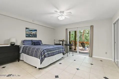 2133 Seminole Road Atlantic Beach FL 32233