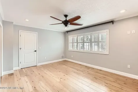 3901 W Barcelona Street Tampa FL 33629