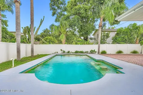 3901 W Barcelona Street Tampa FL 33629