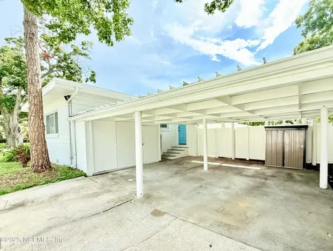 3901 W Barcelona Street Tampa FL 33629