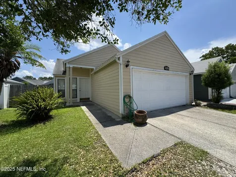 4078 Laurelwood Drive Jacksonville FL 32257