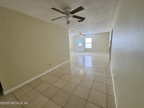 4078 Laurelwood Drive Jacksonville FL 32257