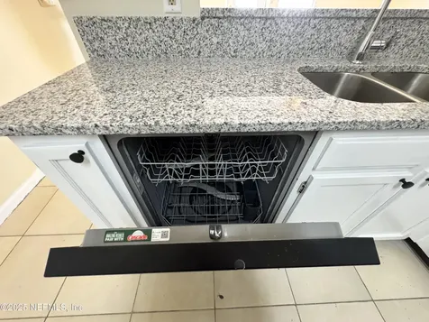 4078 Laurelwood Drive Jacksonville FL 32257