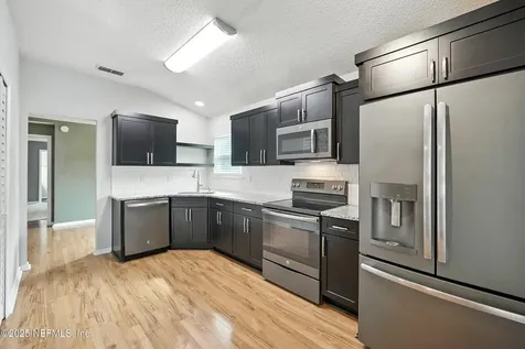 12280 Sondra Cove Trail N Jacksonville FL 32225