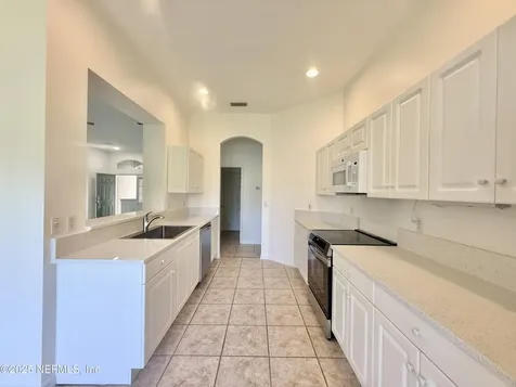 704 Captains Drive St. Augustine FL 32080