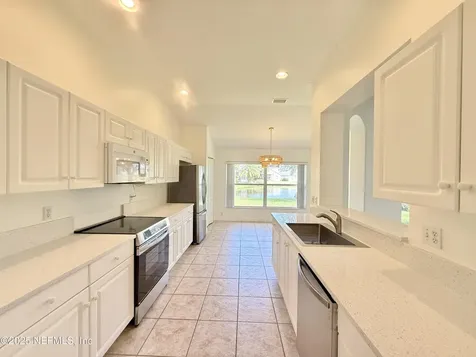 704 Captains Drive St. Augustine FL 32080