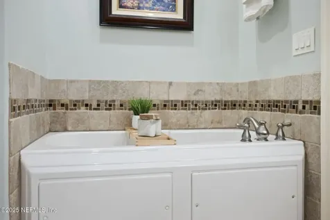 2554 Lynnhaven Terrace Jacksonville FL 32223