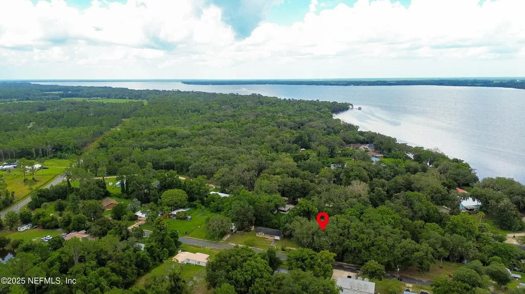 112 River Road Drive Palatka FL 32177