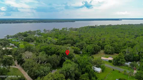 112 River Road Drive Palatka FL 32177