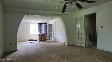 5502 Verbena Road Jacksonville FL 32209