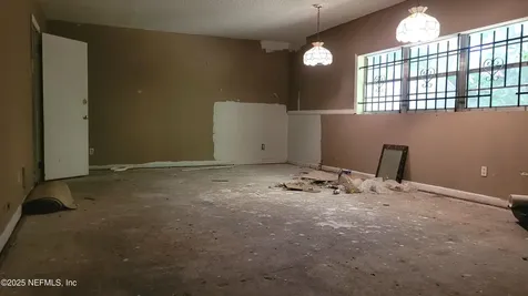 5502 Verbena Road Jacksonville FL 32209