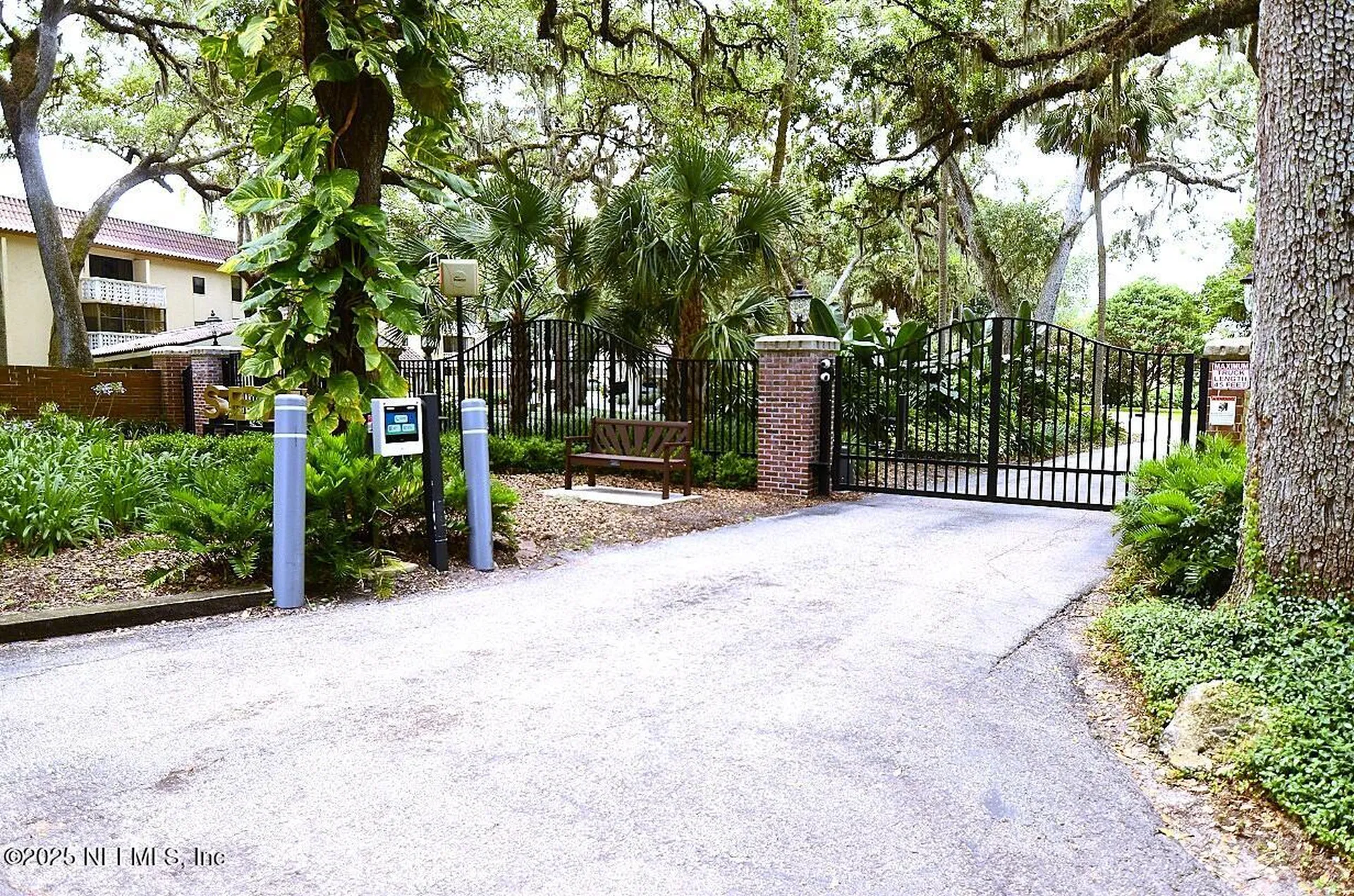 1810 Sevilla Boulevard Atlantic Beach FL 32233