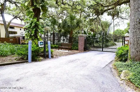 1810 Sevilla Boulevard Atlantic Beach FL 32233