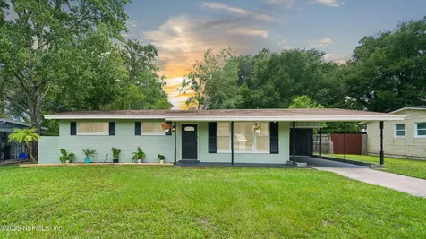 2137 La Valle Drive Jacksonville FL 32210