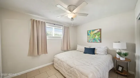 2137 La Valle Drive Jacksonville FL 32210