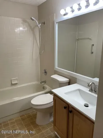 7721 Mystic Point Court W Jacksonville FL 32277