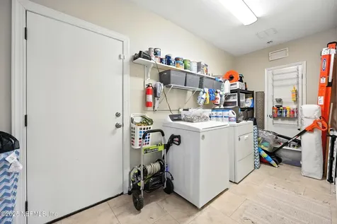 6147 Suwanee Road Jacksonville FL 32217