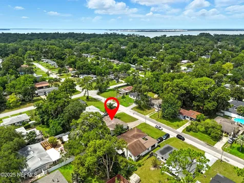 6147 Suwanee Road Jacksonville FL 32217